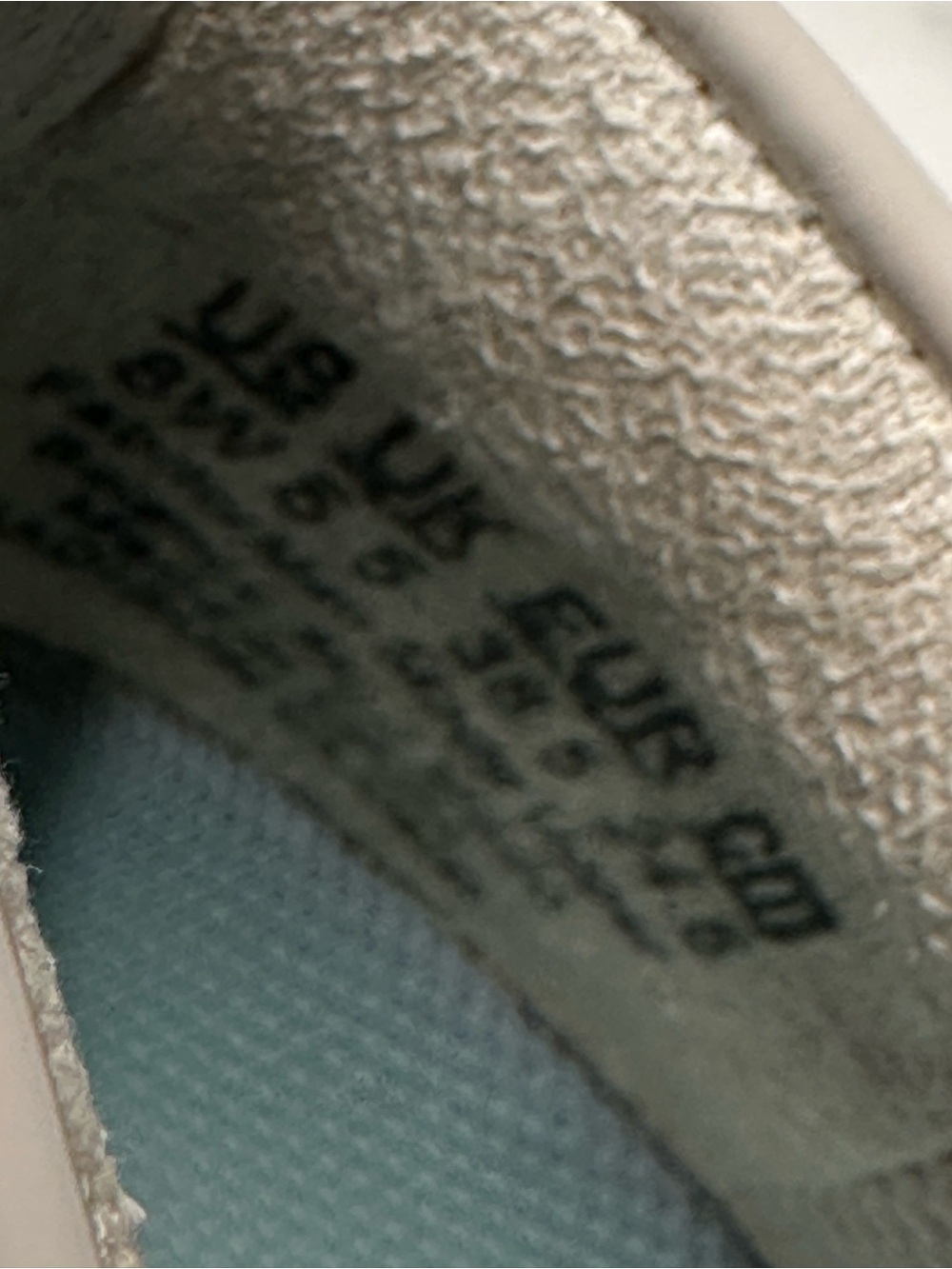 Dr. Scholl's Women’s Time Off Slip-On Comfort Sneakers in Oyster Gray Size 8W - Picture 9 of 10